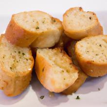 Garlic Bread Bites: 5 Simple Ingredients, Big Flavor Boost
