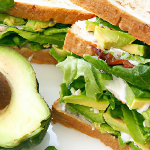 Quick & Tasty: 30-Minute BLT Sandwich with Creamy Avocado