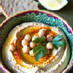 No-Cook Hummus Bowls: Easy, Tasty Toppings to Try